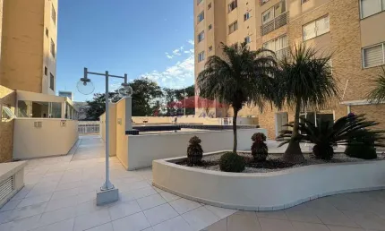 Apartamento para locação no boqueirão, curitiba-pr: 2 quartos, sendo 1 suíte, 1 banheiro, 2 vagas de garagem.