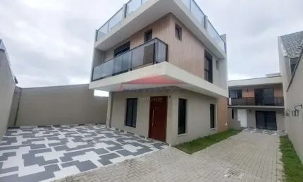 Sobrado à venda em curitiba-pr, bairro xaxim: 3 quartos, sendo 3 suítes, 1 sala, 4 banheiros, 2 vagas, 175m².