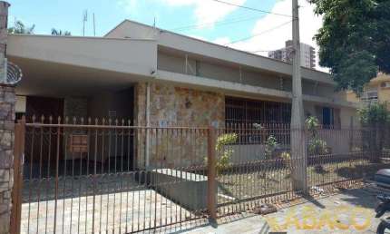 Casa com 5 quartos para alugar no Centro, São Carlos 