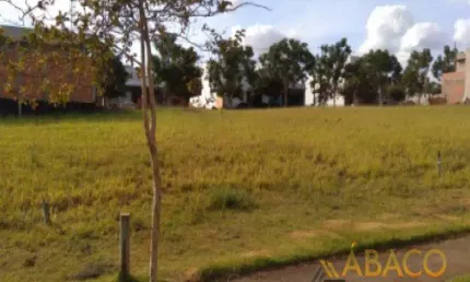 Terreno em condomínio fechado à venda no Condomínio Aquarela, São Carlos 