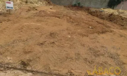 Terreno à venda no Jardim Santa Júlia, São Carlos 