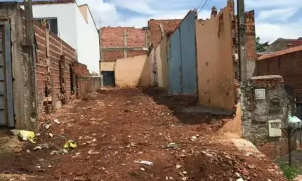 Terreno à venda na Cidade Aracy, São Carlos 
