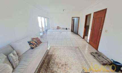 Casa com 3 quartos para alugar no Jardim Hikare, São Carlos 