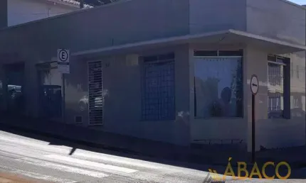 Casa comercial para alugar no Centro, São Carlos 