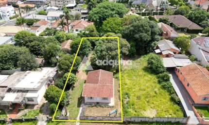 Terreno à venda frente para praça com 660M², Jardim Carvalho, Ponta Grossa - PR
