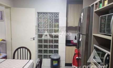 Casa à venda 3 Quartos, 1 Suite, 2 Vagas, Uvaranas, Ponta Grossa - PR