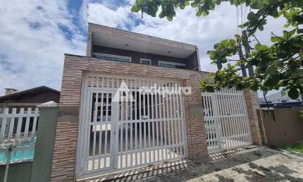 *Oportunidade de Dois Sobrados Exclusivos em Guaratuba *