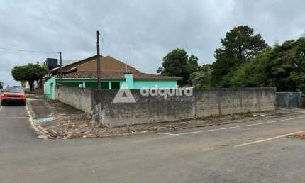 Terreno de Esquina à Venda, com 350m². Apenas uma quadra da Avenida Coronel Rogerio Borba - Centro,