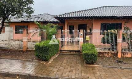 Casa Térrea à venda em RESERVA-PR - com 3 quartos (1 suíte), 3 banheiros, Piscina e 249,62m² de áre