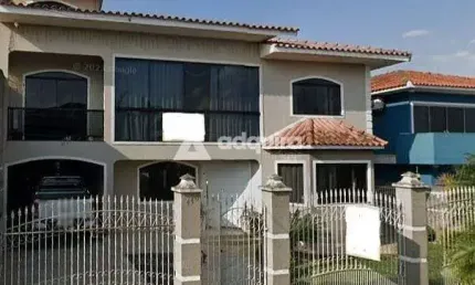 Sobrado à venda, com 3 quartos (sendo 1 suíte), 3 banheiros e 2 vagas, Boa Vista, em Ponta Grossa,