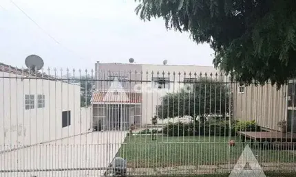 Casa à venda com 4 Quartos, 4 Vagas, 448.8M², Ronda, Ponta Grossa - PR
