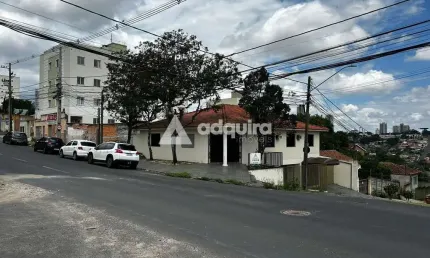 Casa Comercial à Venda, com  340m² de área útil. Próximo a Prefeitura Municipal de Ponta Grossa - R