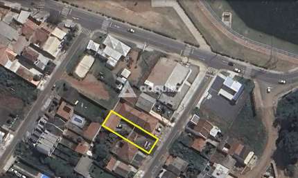 Casa à venda, 73 metros do Lago de Olarias. Com 450m² de área total e 101m² de área útil. Oficinas,