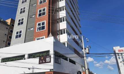 Apartamento à venda, SEMIMOBILIADO, com 60m² de área útil, próximo ao 2° Batalhão de Bombeiro Milit