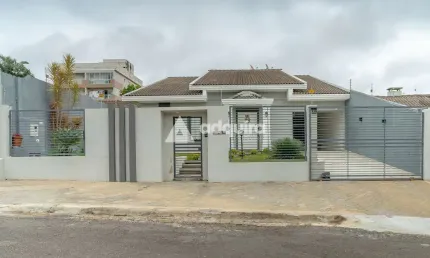 Casa com 3 quartos à venda na Rua Emílio Andreatta, Jardim Carvalho, Ponta Grossa