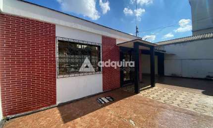 Ampla residência para locação e venda, com excelente localização atrás do Shopping Palladium