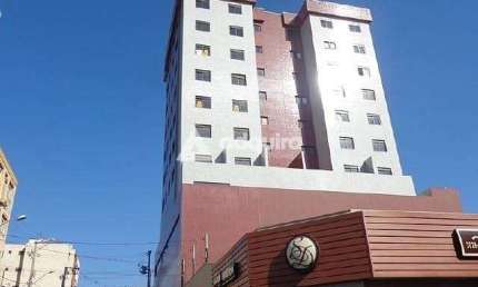 Apartamento à venda, contendo 1 quarto e 1 vaga de garagem no Centro de Ponta Grossa, PR