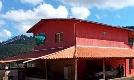 Chácara / sítio com 3 quartos à venda na Zona Rural, Santana do Paraíso  por R$ 850.000