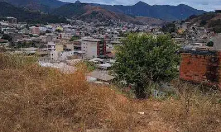 Lote de esquina em Júlia Kubitschek  -  Coronel Fabriciano