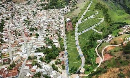 Terreno à venda no Centro Sul, Timóteo 