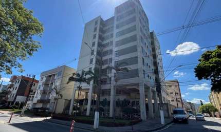 Apartamento com 3 quartos para alugar no Santa Helena, Coronel Fabriciano 