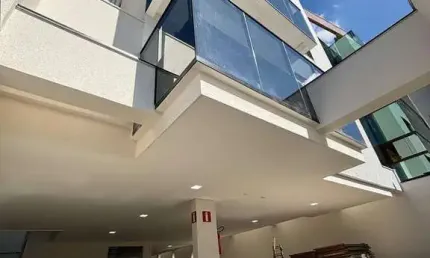 Apartamento 3 quartos Cidade nobre exclusivo primeiro andar !