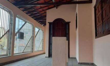 Casa à venda no bairro Universitários - Cel. Fabriciano