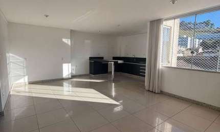 Cobertura à venda no Bairro Giovannini – 170m² de puro conforto!