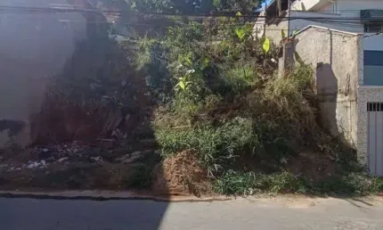 Lote 360m²  bairro  julia kubitschek, otima localizaçao