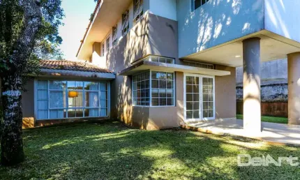 Casa em condomínio alto padrão - com 4 dormitórios à venda, 302 m² por R$ 2.099.000 - Santa Cândida - Curitiba/PR