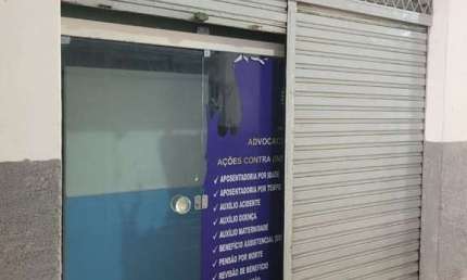 Loja à venda com 25 m², na Estrada do Arraial em Casa Amarela, Recife-PE.