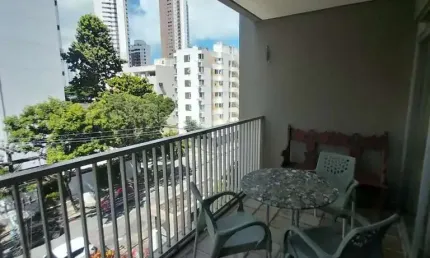 Apartamento com 4 dormitórios e 2 vagas em Boa Viagem - Recife/PE