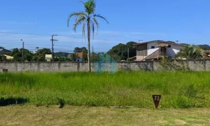 Lote no condomínio docas do rosa, localizado na praia do rosa, em imbituba.