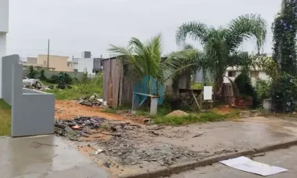 Ótimo Terreno Localizado no Bairro Areias de Palhocinha, em Garopaba!