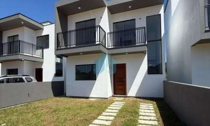 Belas Casas Novas Localizadas no Bairro Areias de Macacu, Próximas às Dunas do Siriú, em Garopaba!