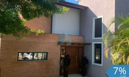 Belíssima casa localizada no condomínio mar azul, no loteamento morrinhos, em garopaba!