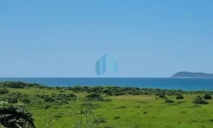 Ótimo Terreno com Vista p/ Mar, Localizado no Bairro Gamboa, em Garopaba!