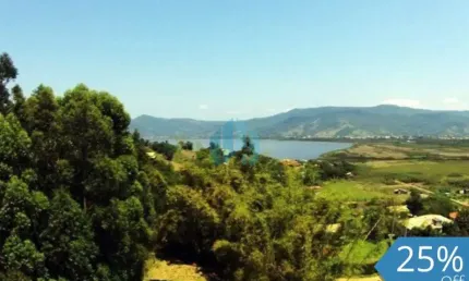 Amplo Terreno com Linda Vista p/ Lagoa, Bairro Ferrugem, em Garopaba!