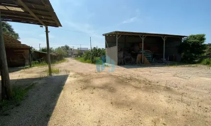 Imóvel Comercial a 50 m da BR 101, Bairro Araçatuba, em Imbituba!