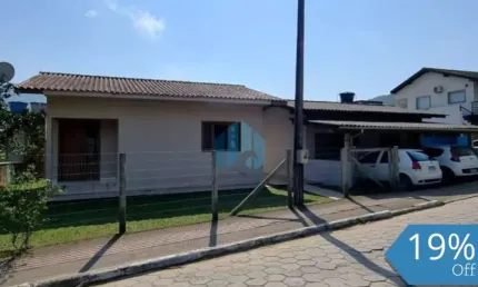 Duas casas localizadas no bairro macacu, em garopaba!