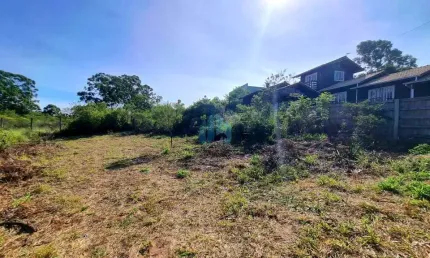 Ótimo terreno localizado no bairro ibiraquera, em imbituba.