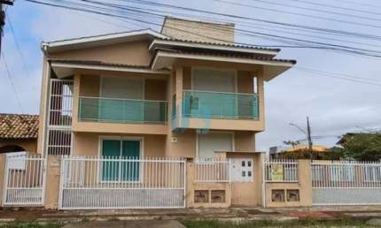 Belo Imóvel a 250 m do Mar, Bairro Ferraz, em Garopaba!