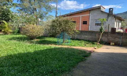 Terreno a poucos minutos do centro de garopaba, bairro areias de palhocinha
