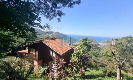 Belo Sítio Localizado no Bairro Siriú, em Garopaba, com Linda Vista Panorâmica!