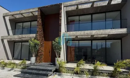 Belos Apartamentos no Residencial Alexandrina, Localizados no Centro de Garopaba!