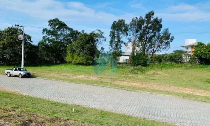 Ótimos Terrenos com Escritura Pública, no Loteamento Ygarapé Park, em Garopaba!