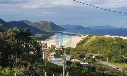 Terreno com Linda Vista Panorâmica, a 1500 m da Praia, no Bairro Areias de Macacu, em Garopaba.