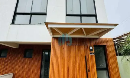 Lindo Sobrado com Ótimo Padrão de Acabamento, Residencial Due Colline, Ambrósio | Garopaba - SC