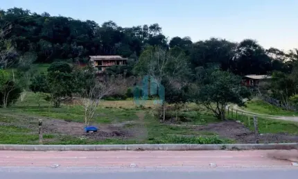 Amplo terreno a poucos minutos do centro, serraria | garopaba - sc
