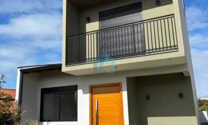 Linda Casa Próxima ao Centro da Cidade, Areias de Palhocinha | Garopaba - SC